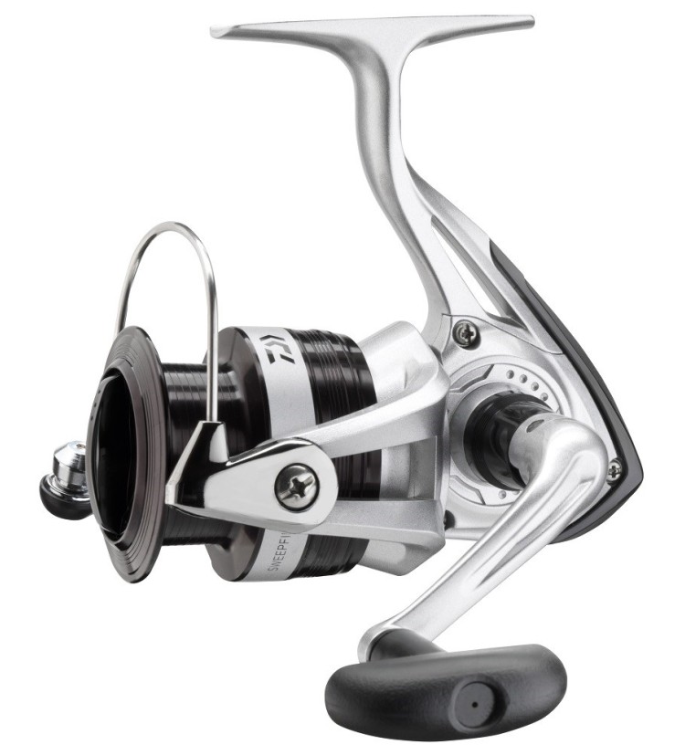 Daiwa Naviják Sweepfire E 3000 C