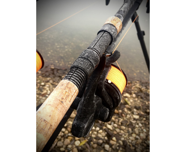 Prut Harton Dogma-X Stalker Cork 3,0m 3lb 2 dílný