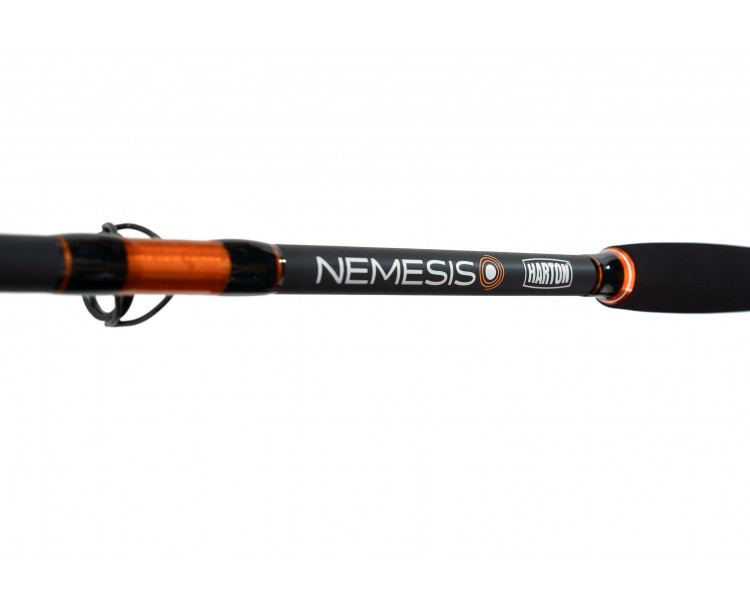 Prut Harton Nemesis 2,55m 500 g + naviják Harton Nemesis 8000