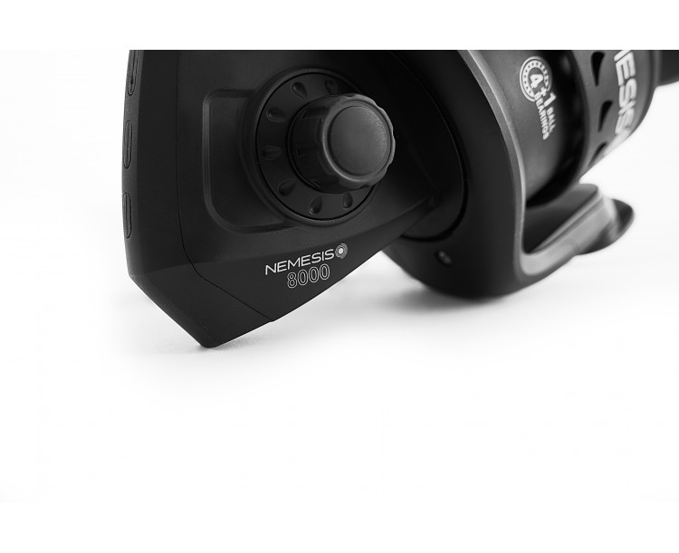 Prut Harton Nemesis 2,55m 500 g + naviják Harton Nemesis 8000