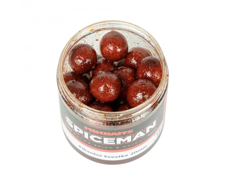 Mikbaits Boilie V Dipu Spiceman Pikantní Švestka 250 ml 20 mm