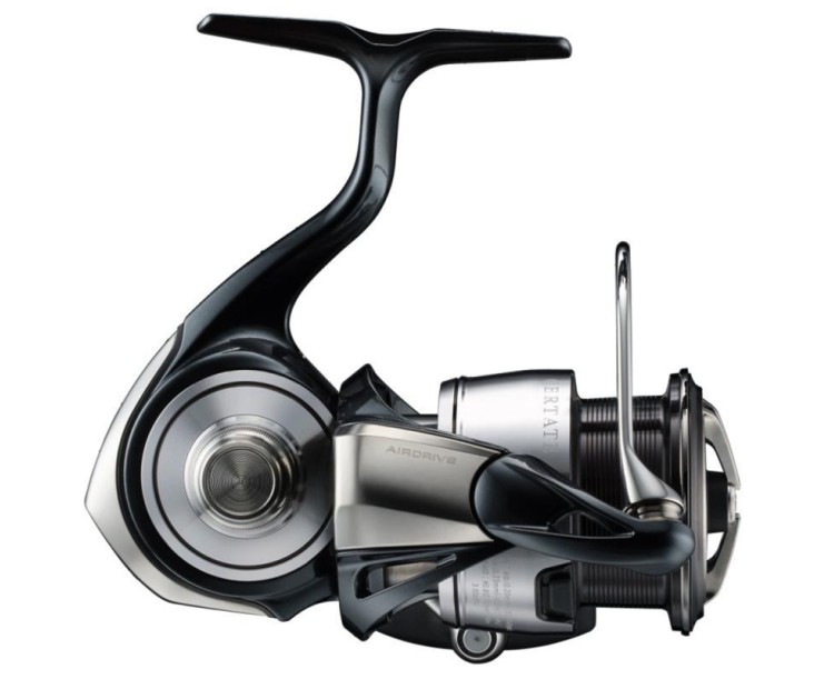 Daiwa Naviják 24 Certate LT 3000D-C