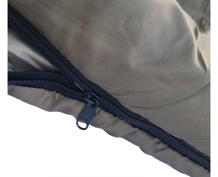 Harton Bivak Koloseum + 2x Lehátko Harton Continental Camo + 2x Spací pytel Harton Basic