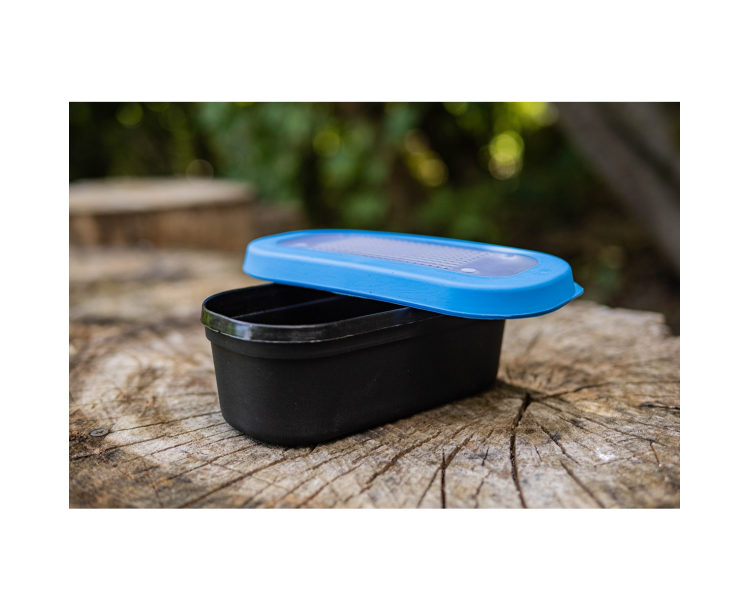 Giants fishing Krabička na červy Bait Square Box 500ml