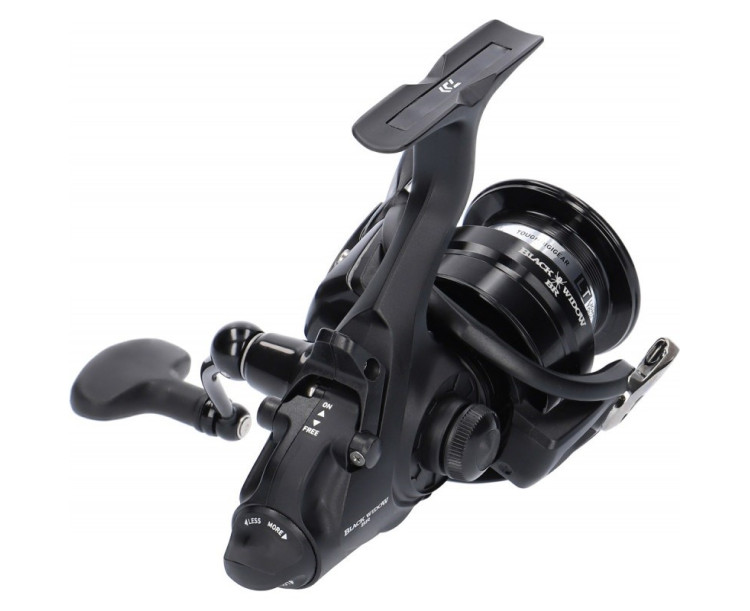 Daiwa Naviják 19 Black Widow BR LT 3000